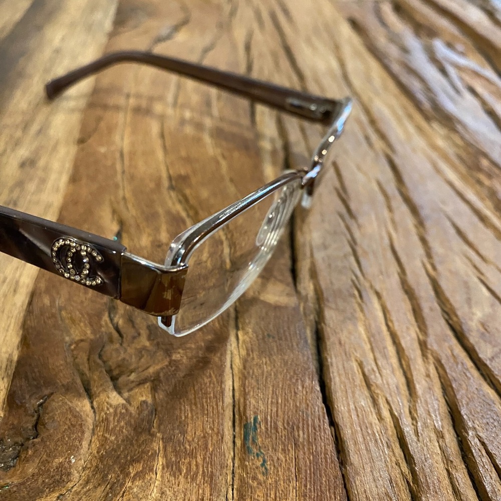 Oleg Cassini Eyeglasses Gold Metal Half Rim - Picture 4 of 9